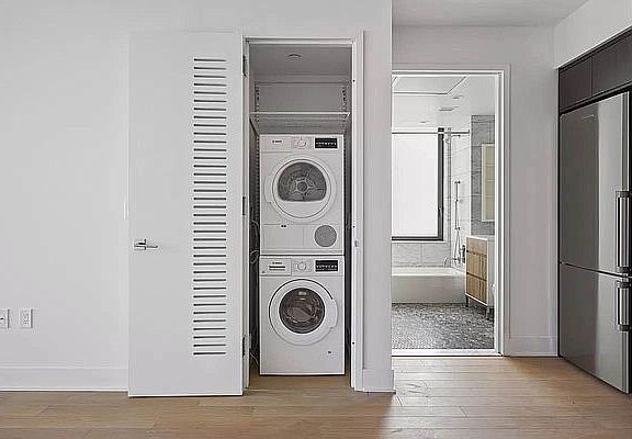 3rd image of 678 Pacific St #287
