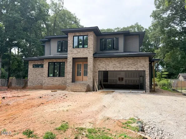 528 Barksdale Dr, Raleigh, NC 27604