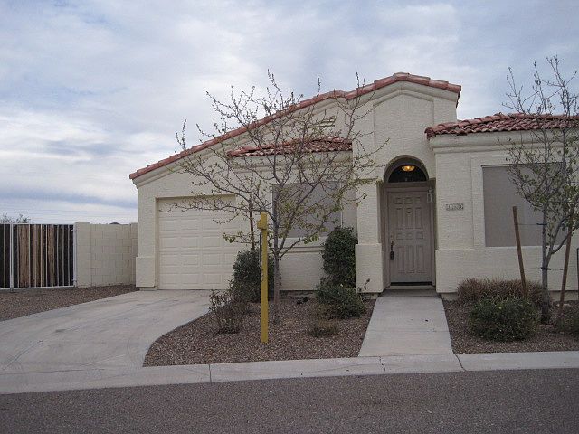 1st image of 151 N Drexel Cir