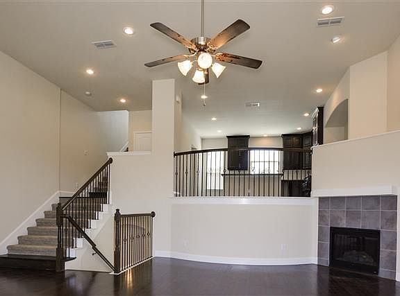 4th image of 6745 Lost Star Ln