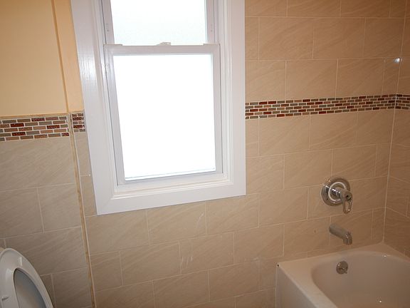 5th image of 9014 107th St