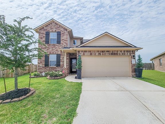 3rd image of 5543 Redwood Summit Ln