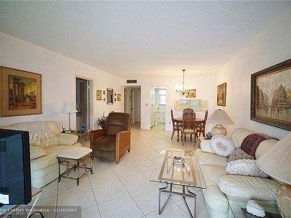2nd image of 2905 Point East Dr APT L205