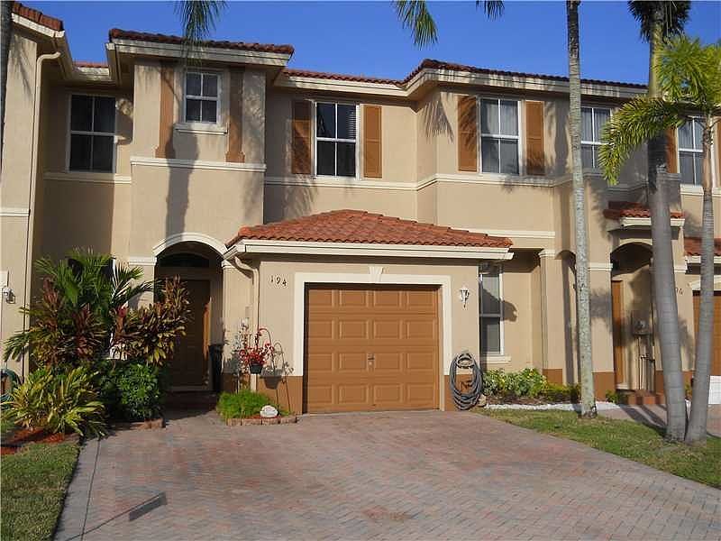 1st image of 194 Riverwalk Cir