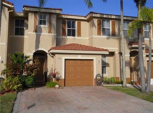 194 Riverwalk Cir, Sunrise, FL 33326