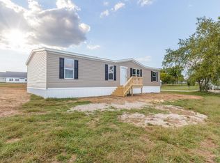 18569 Olivia Dr, Lebanon, MO 65536