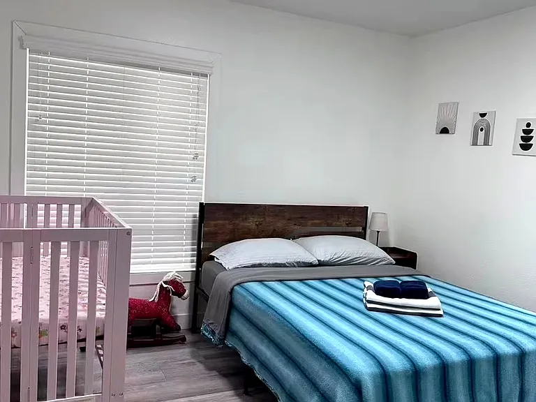 559 E Juanita Ave #A — Photo 16