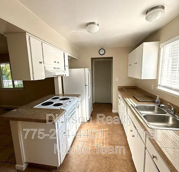 767 Van Meter Dr — Photo 5