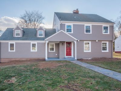 73 Fernwood Rd, Hamden, CT, 06517