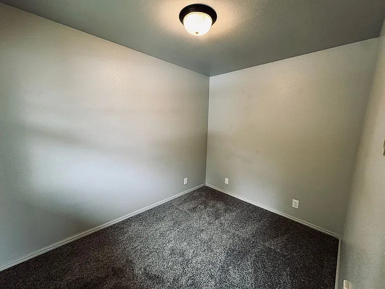 49 E Main St — Photo 11