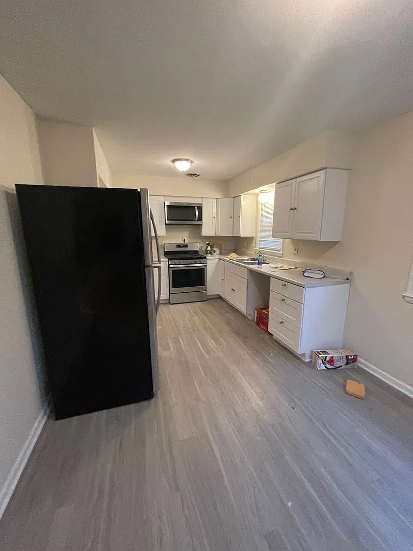 6527 W Keefe Ave Pkwy. (3 Unit) — Photo 3