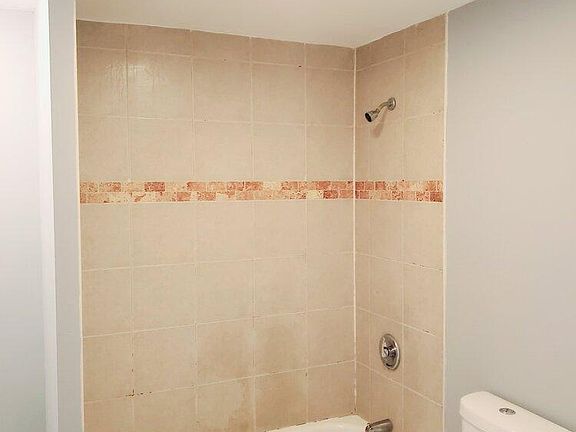 2nd image of 117 Seymour Ave #1B-2B
