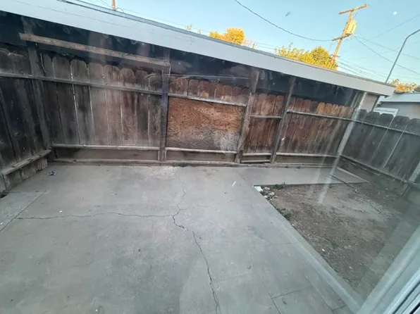 1690 Ellen Ave #4, Merced, CA 95341