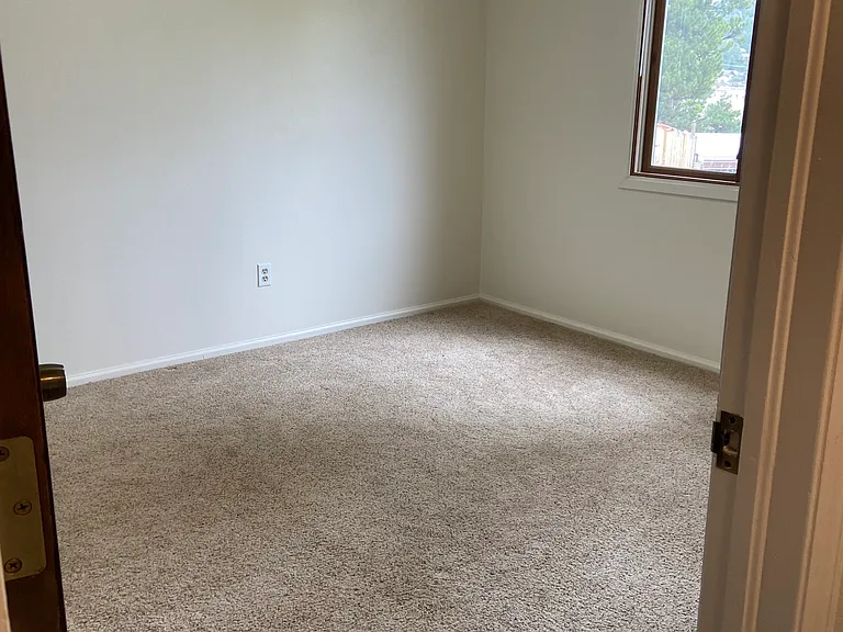 30599 Hilltop Dr #30599 — Photo 12