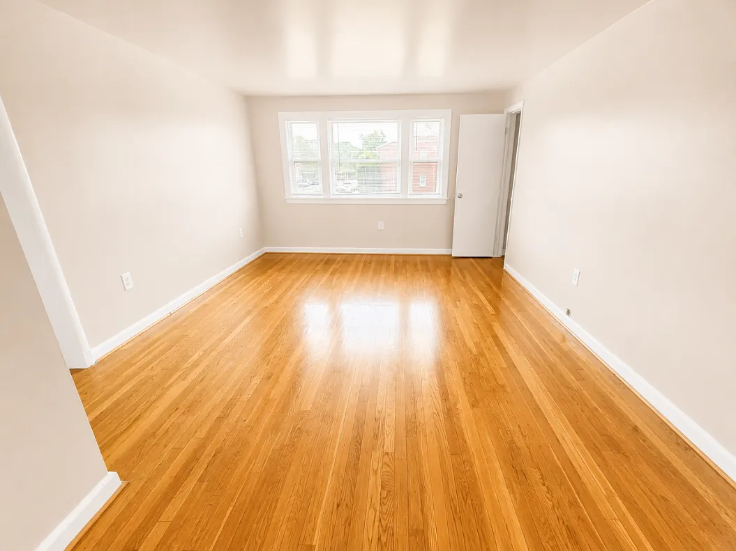 2 bed, 1050 sqft, $1,195 — Photo 3