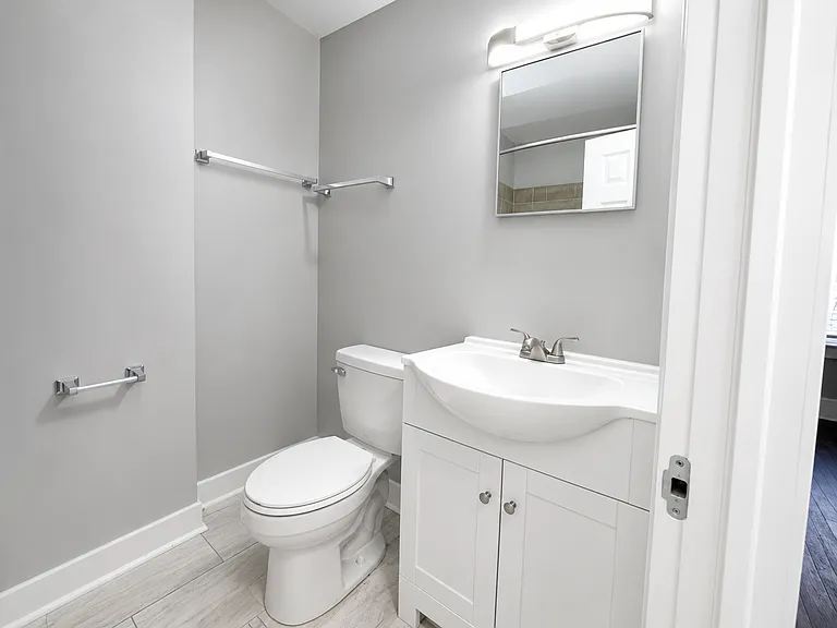 2648 W Lafayette Ave — Photo 11