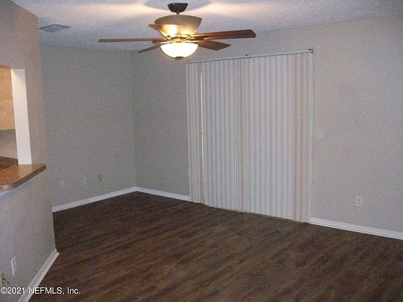4th image of 5860 Liska Dr