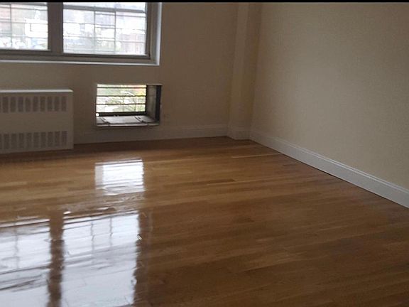 4th image of 51 Riverdale Ave #1J