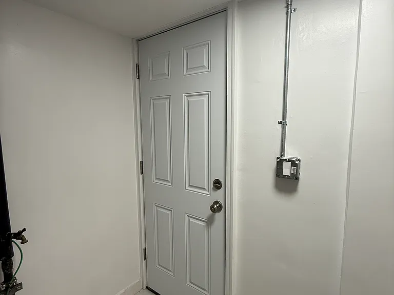 private entrance/exit on lower level