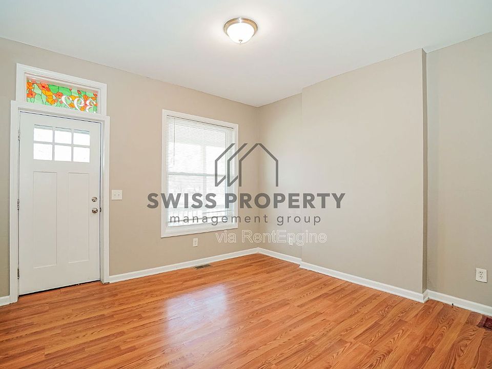 1st image of 392 N Garfield Ave