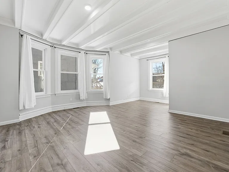 15 E Highland Ave #1 — Photo 4