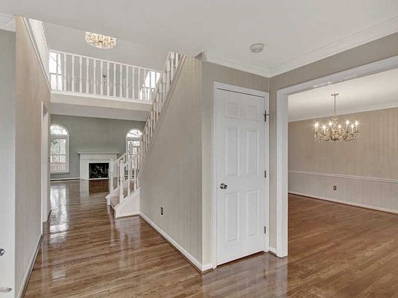 3rd image of 2158 Berkshire Club Dr