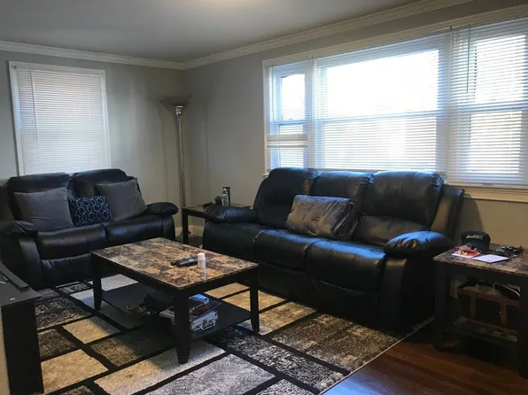 8 Hardwick Ter, Boston, MA