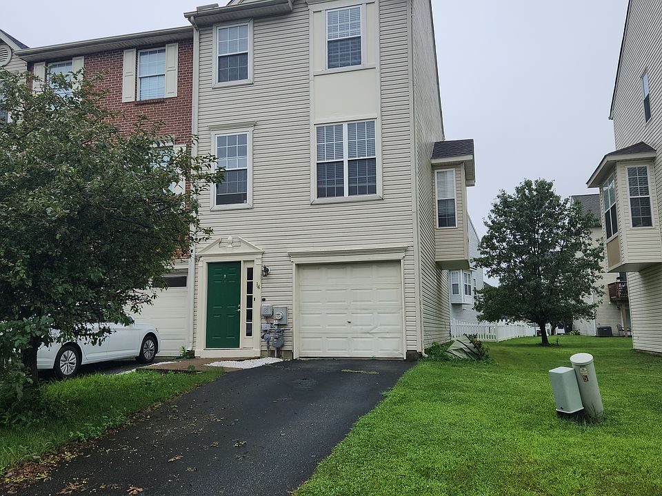 14 whitetail way front