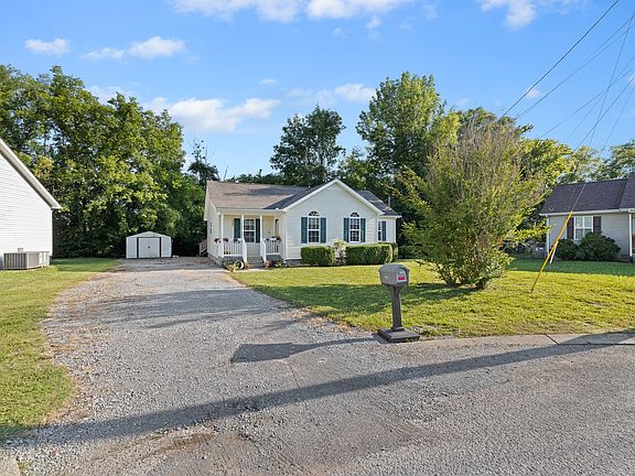 4th image of 111 Daytona Ln