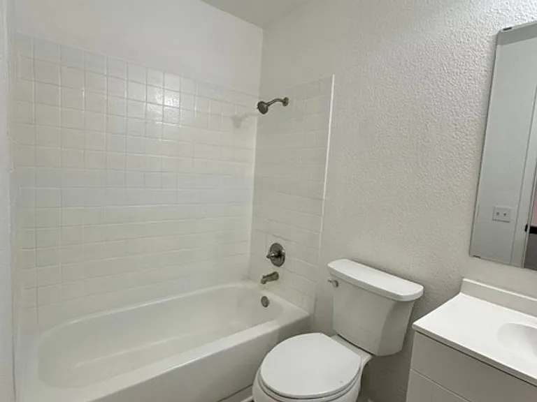 3411 Center Dr — Photo 13