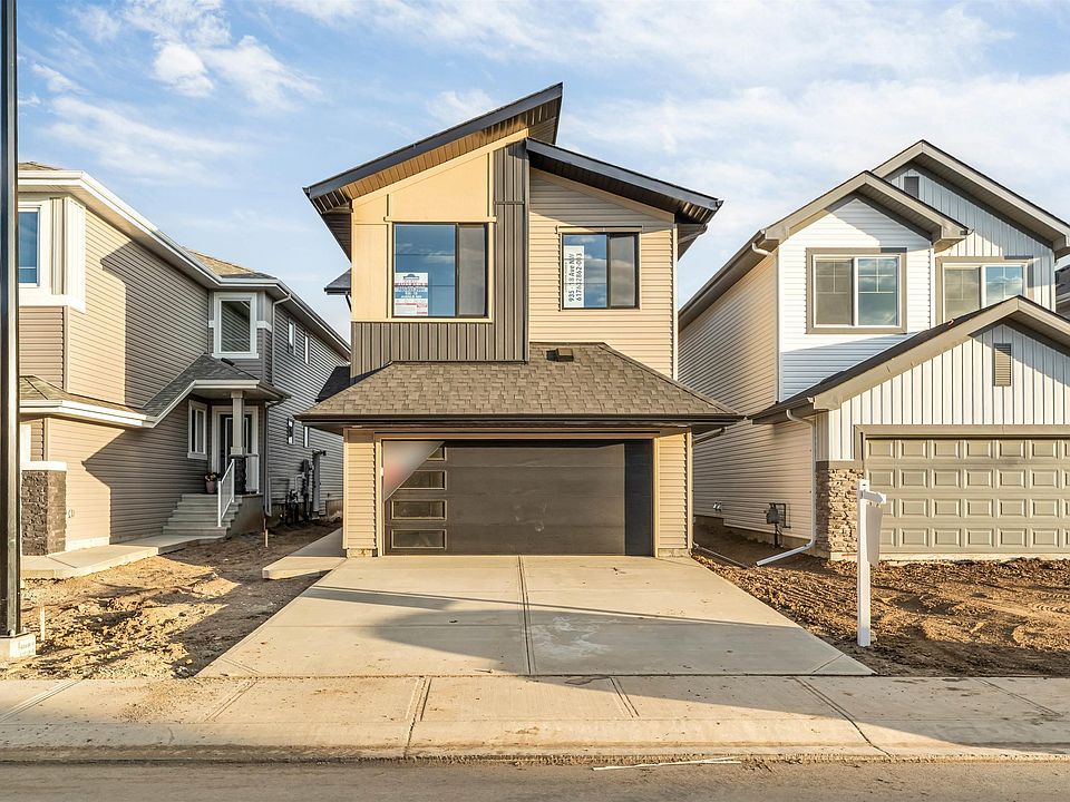 1st image of 935 18th Ave NW