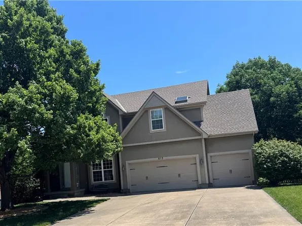 613 SW Derby Dr, Lees Summit, MO 64081