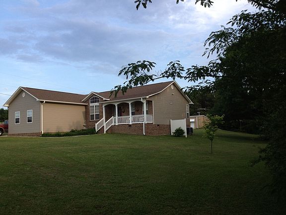 Side view with shop in back