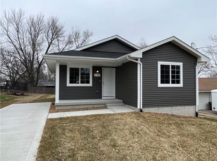 722 E Sheridan Ave, Des Moines, IA 50316