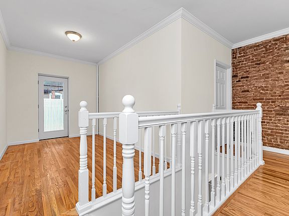 2nd image of 318 E 11th St APT 1