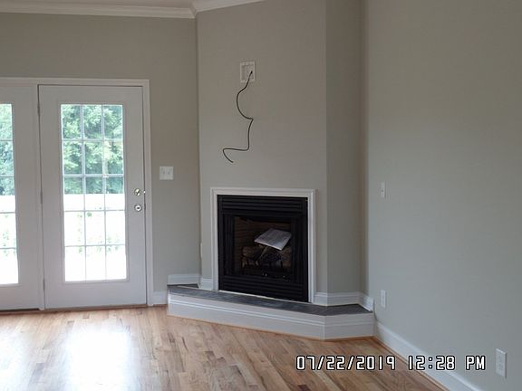 3rd image of 1522 Alex Dr