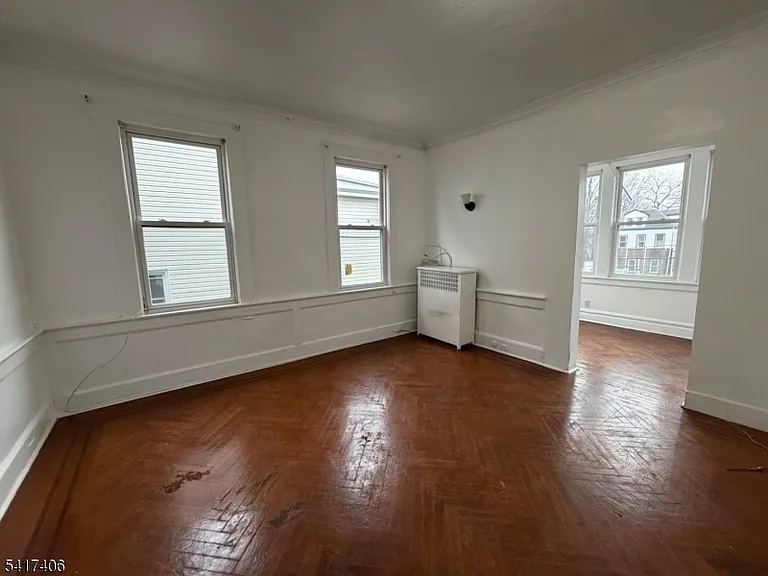 205 Chancellor Ave #2 — Photo 6