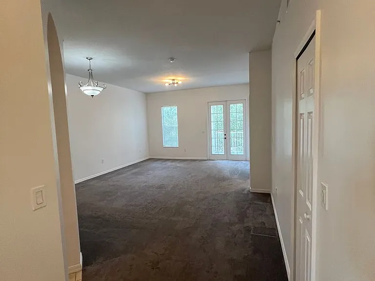 940 Spring Park St #12 — Photo 19