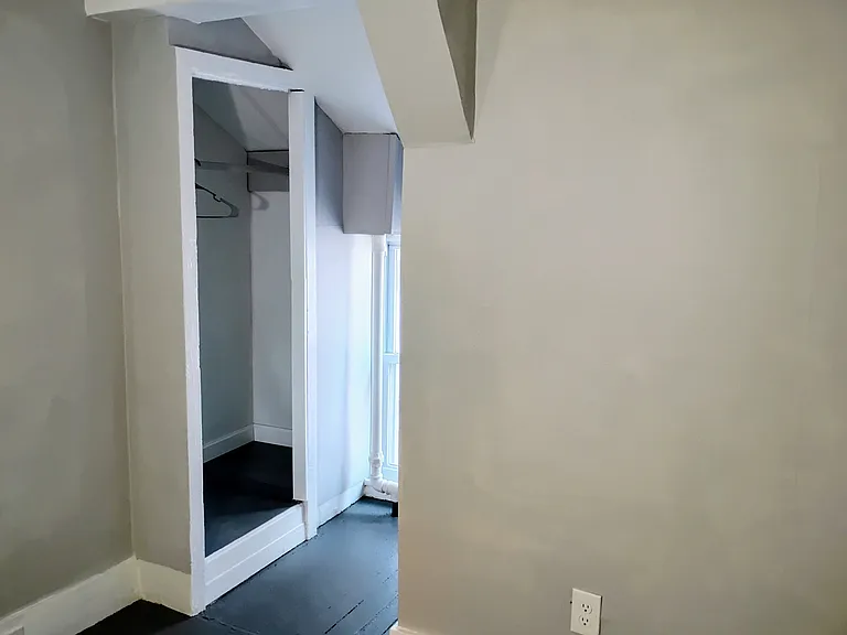 44 Coolidge St #1 — Photo 46