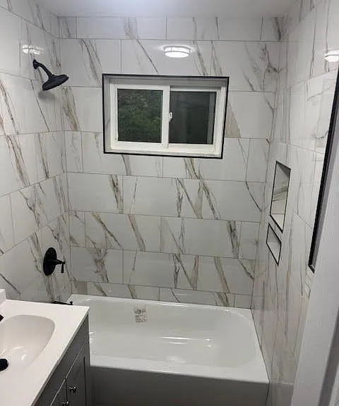 1003 Parkview Dr — Photo 3