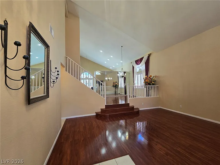 2232 Alanhurst Dr — Photo 10