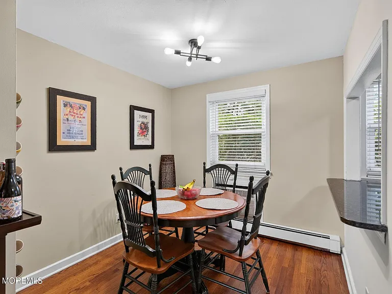 11 Manor Dr #111 — Photo 16
