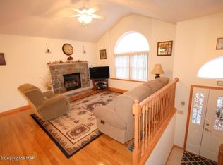 150 Mohican Trl, Pocono Lake, PA
