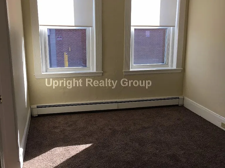 81 Empire St #3 — Photo 8