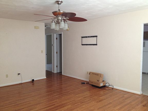 5th image of 6100 Bradford Dr Unit B