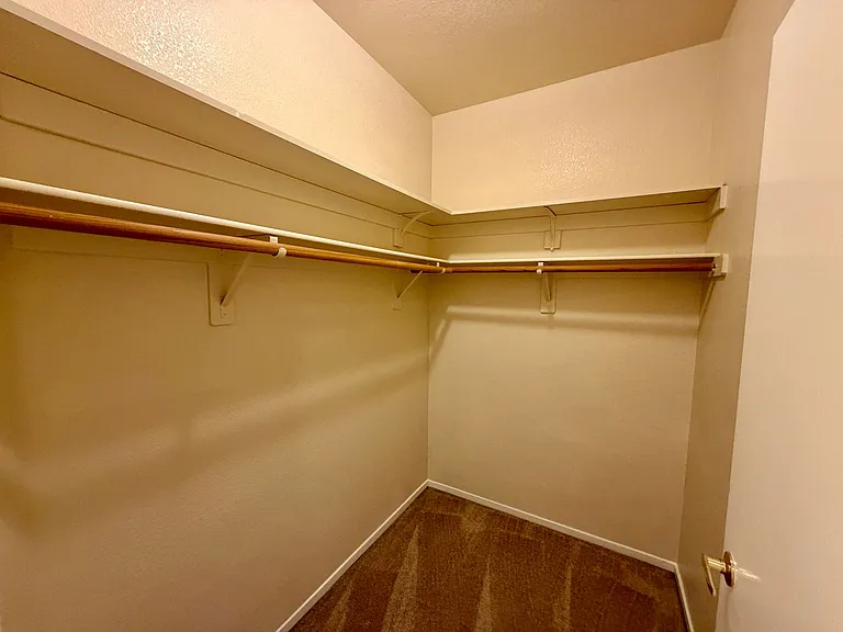 10245 S Maryland Pkwy #136 — Photo 7