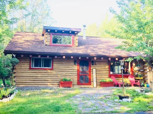 3281 S Shunk Rd, Sault Sainte Marie, MI 49783