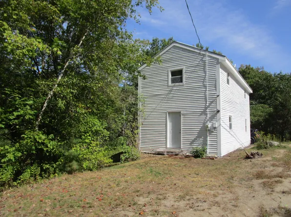 590 W Paris Road, Greenwood, ME 04255