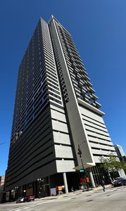 235 W Van Buren St UNIT 4302, Chicago, IL, 60607