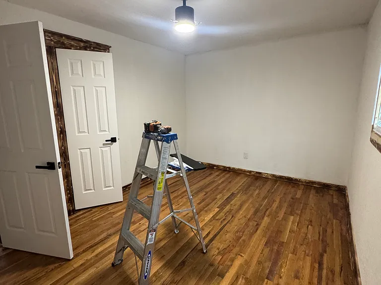 307 N West Ave — Photo 5